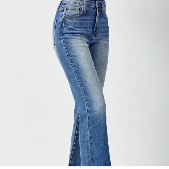 NWT Risen High Rise Distressed Denim Jeans Size 5/27 - Picture 2 of 9